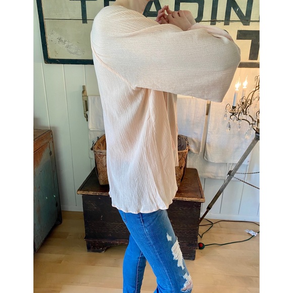 SOLD ♥️ Spell ♥️ Moroccan Luxe Pink Blouse - Picture 5 of 9